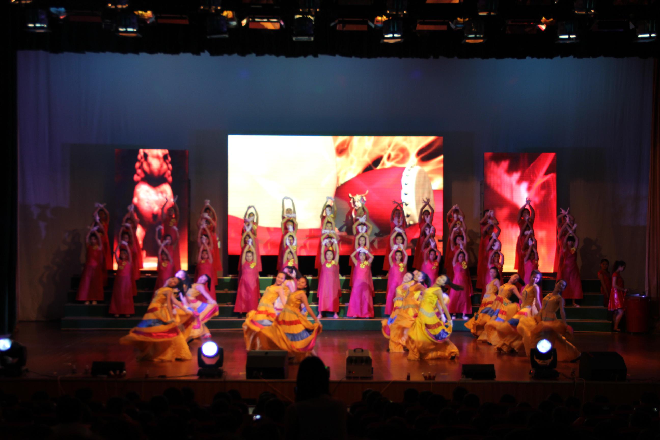 青县职教中心幼儿师范幸福校园,放飞梦想文艺汇演在县文化艺术中心