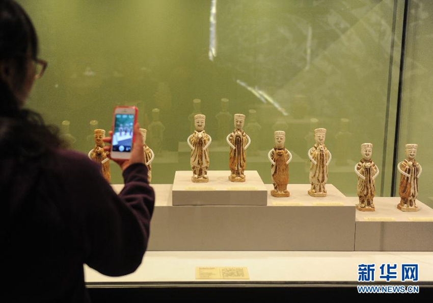 高清:江西古代文物精品展在首博展出