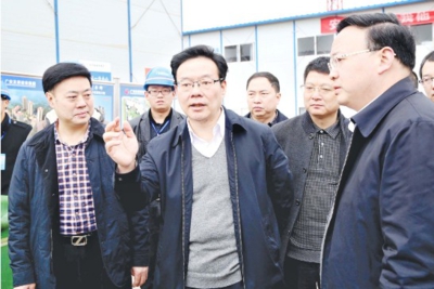 侯晓春:全面深化改革开放生动实践多点多极发