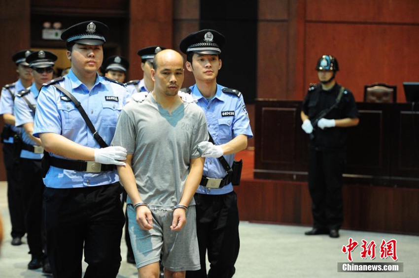 高清:深圳中级法院公开宣判一批毒犯