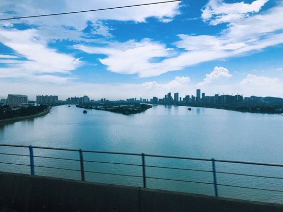 江湛高铁沿线美丽的风光