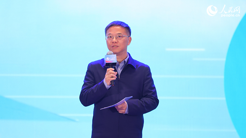 生态环境部土壤生态环境司副司长、一级巡视员钟斌。人民网记者 符皓摄