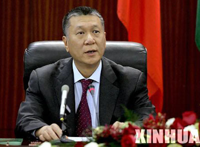 澳门特首何厚铧发表施政报告 强调变革与承担