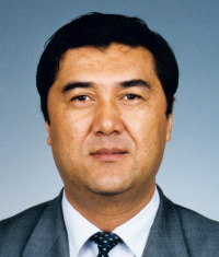 新疆维吾尔自治区主席致信网友 对改善工资收