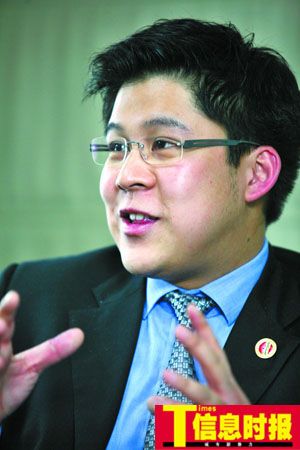 香港著名企业霍启刚当选广州番禺区青联副主席