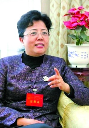 北京东城原区长杨艺文(女)任北京市工商局局长