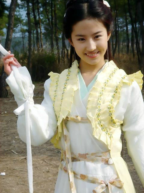 杨幂刘亦菲林心如 颜值巅峰时期她们的古装造型好似"仙女下凡"