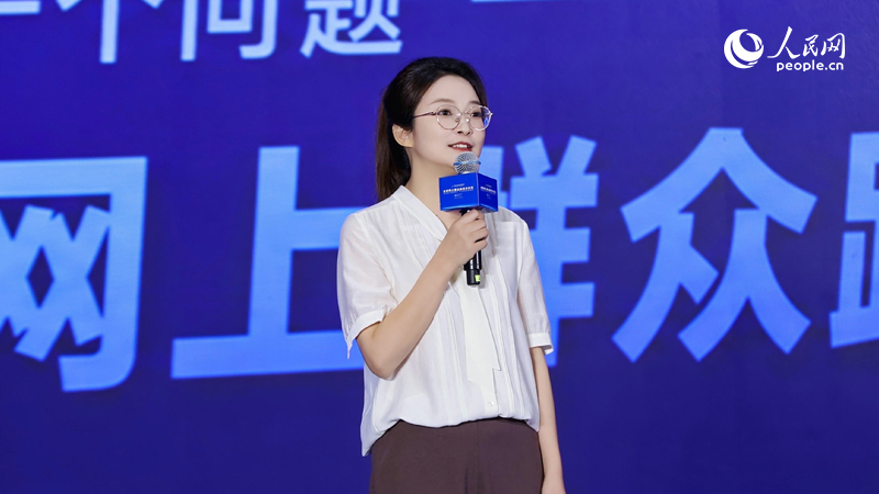 川网传媒“麻辣社区”副总编辑黄梅进行案例分享。